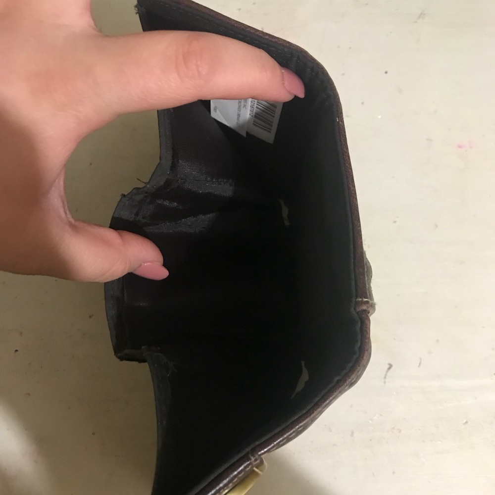 Wallet - Picture 3 of 4